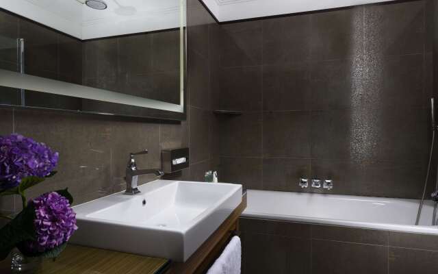 UNA HOTELS Decò Roma