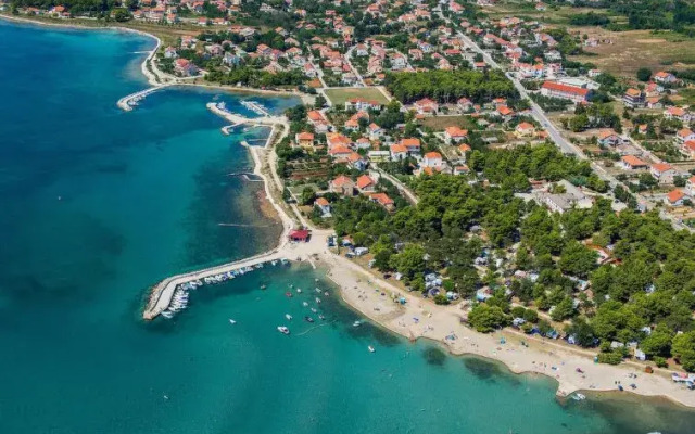 Apartmani Ana Vir