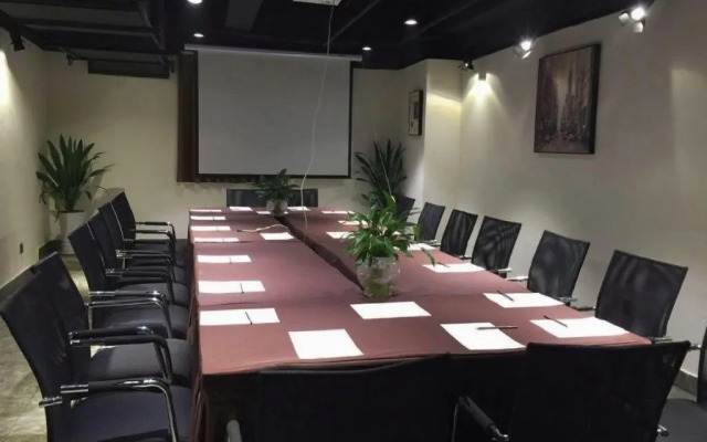 zhe fei hotel(Chengdu Wuhou Overpass Subway station)