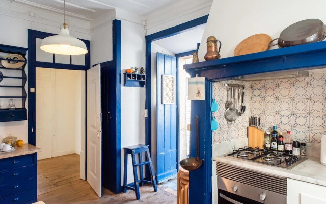 Central Ericeira Apartment With Lift