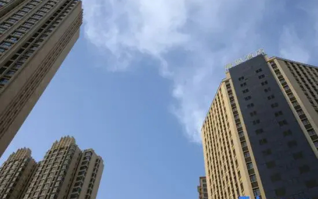 Lavande Hotels (Zhangjiakou Victoria Square)