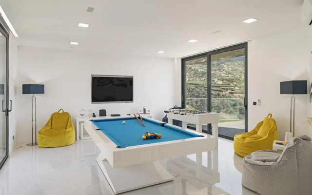 Seacrest (Madeira Villas)