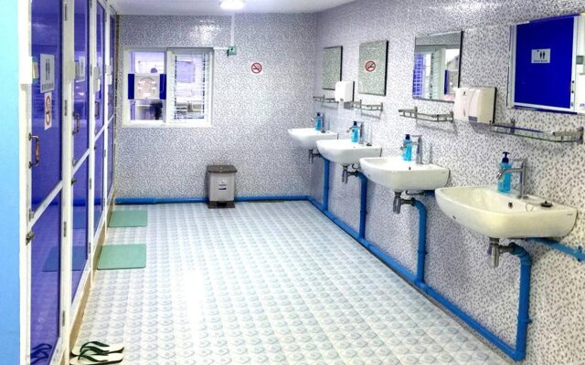 Htinn Yue Tan Hostel