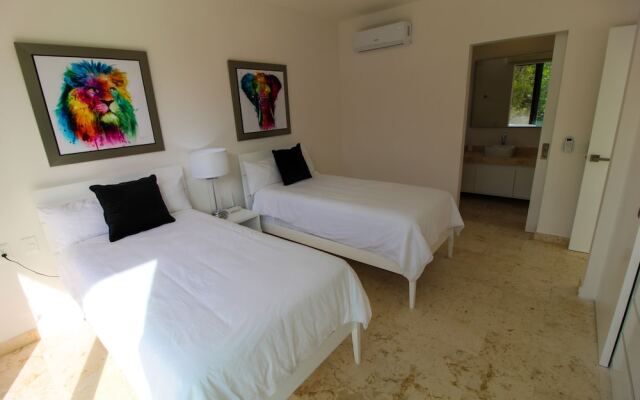 Bahia Principe Vacation Rentals - Four-Bedroom House