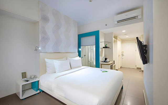 Blue Sky Hotel Petamburan