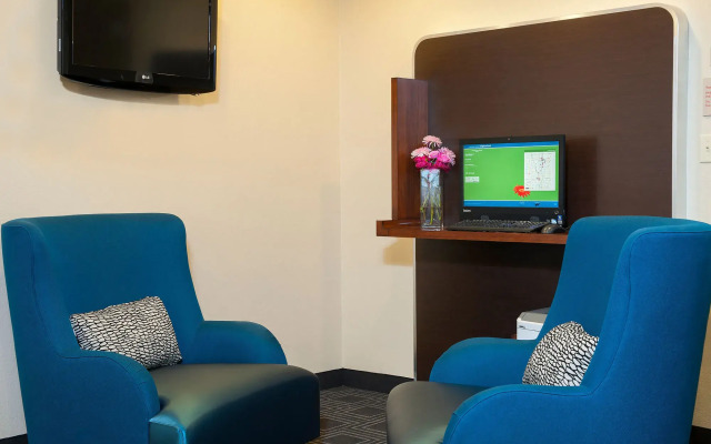 TownePlace Suites by Marriott Indianapolis - Keystone