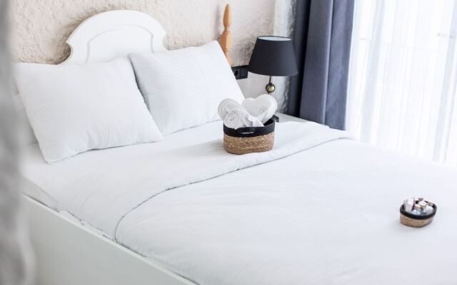 Mastika 1944 Alacati