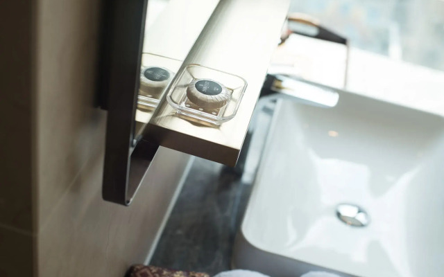 Soravit on Granville