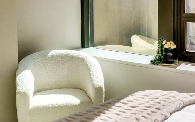 Urban Cape Town Living at City Suite 805