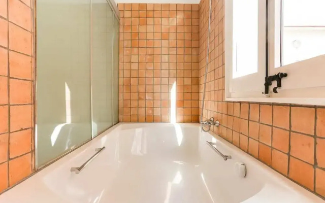 Fantastic 2bed Flat Well Connected to all BCN
