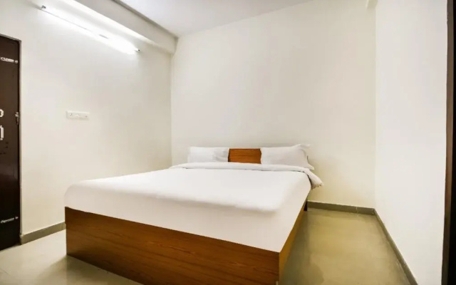 Hotel Raj Niwas by OYO Rooms