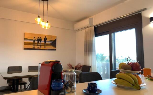 Angela's Sea View 3 BD House