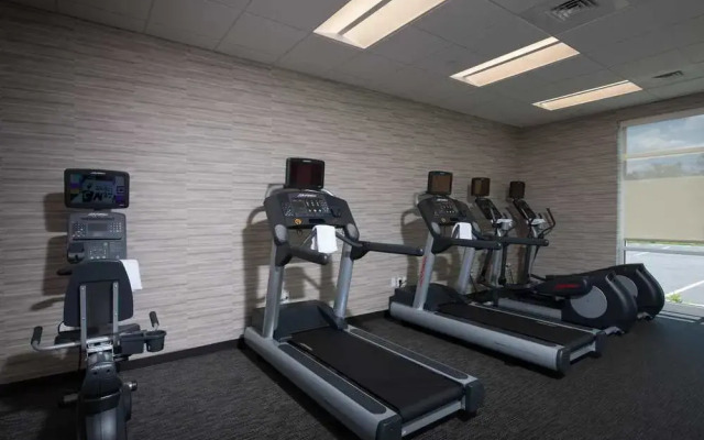 Courtyard Boston Littleton