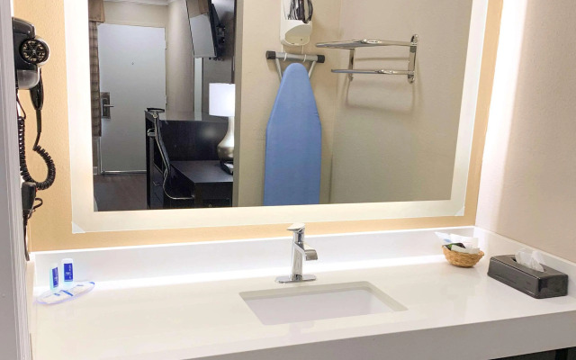 Quality Inn & Suites