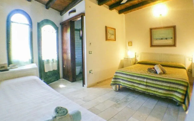B&B Villa Verde - Short Term Room Rentals