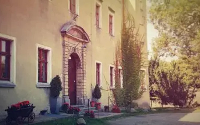 Zamek Dobroszyce