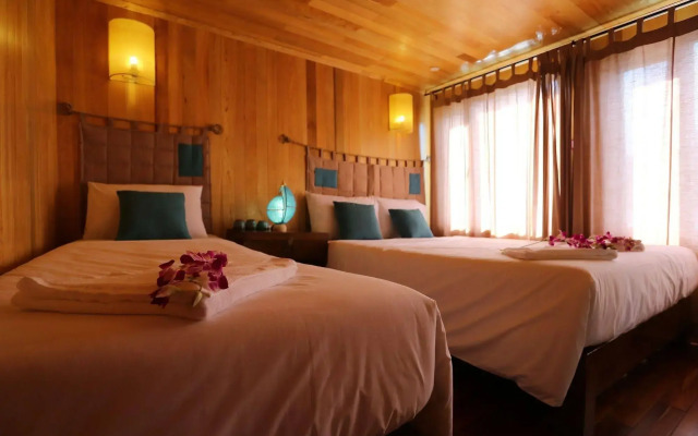 Secret Halong Cruise