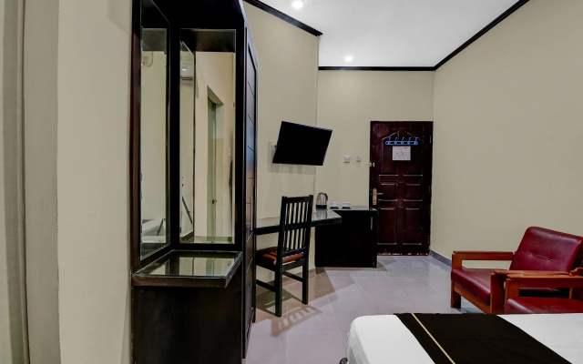 Hotel O near Mall Ciputra formerly Aloha Inn – Guest Rooms – Pekanbaru