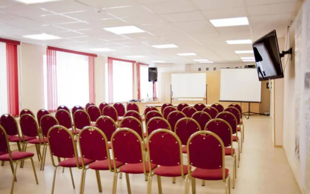 Молодежная