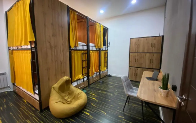 Flats Hostel