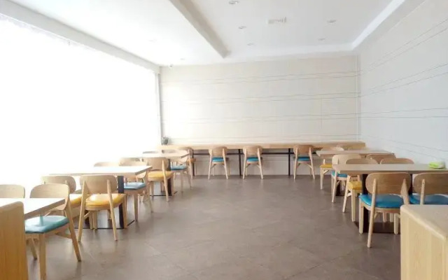 Jun Hotel Zhejiang Zhoushan Putuo District Donggang Kaihong Plaza