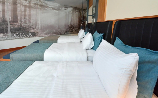 Expoist Hotel