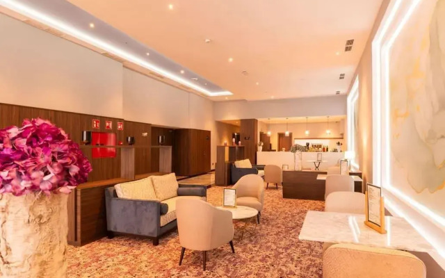 AZ SAITOUR Appart hotel