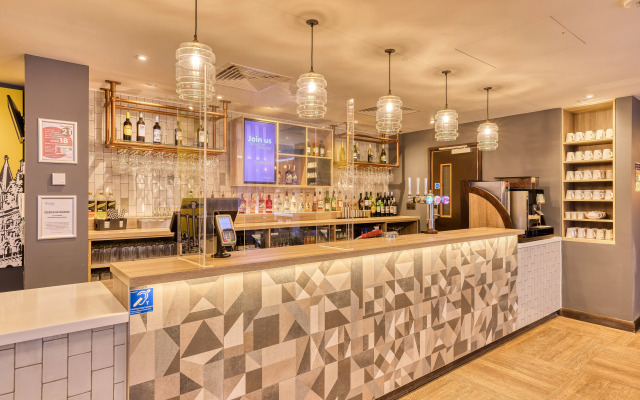 Premier Inn London Tooting Hotel