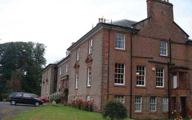 Lockerbie Manor