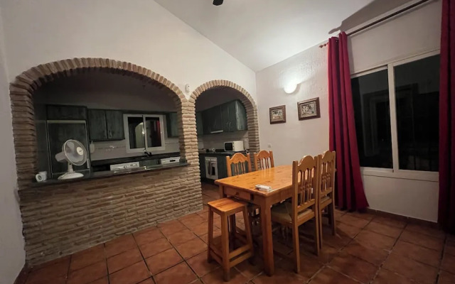 Cd-1383 Three Bedroom Villa With Pool