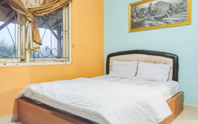 Villa Al Ikhlas Puncak RedPartner – Guest Rooms – Cisarua