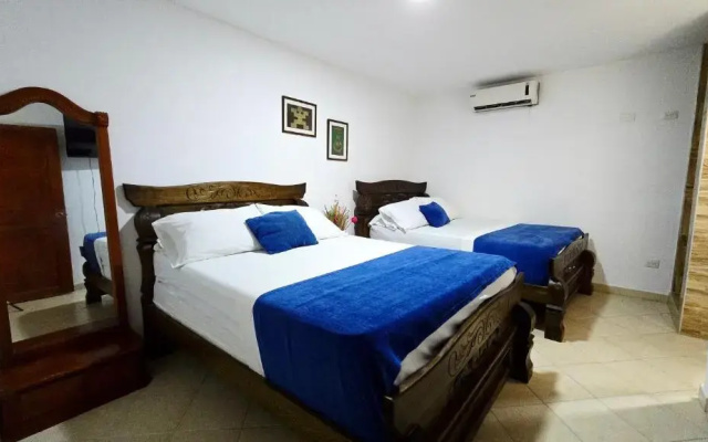 Hotel Olas Del Mar