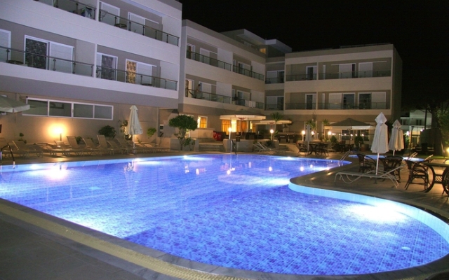 Agela Hotel & Apartments