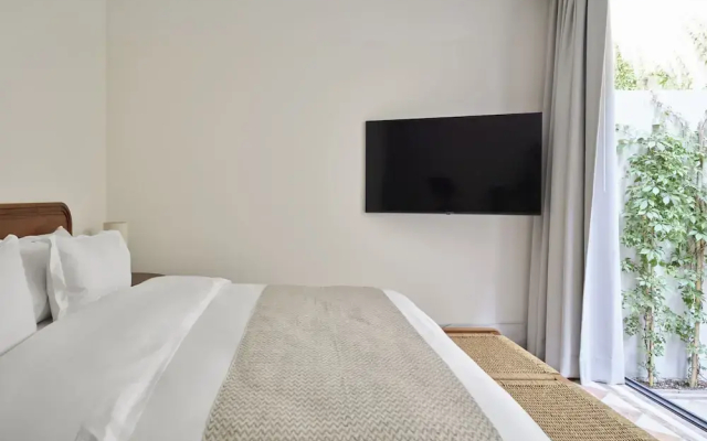 Hotel Dama