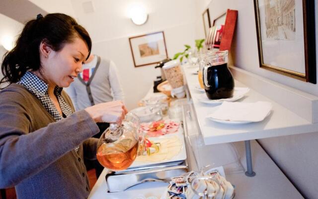 Actilingua Apartment Hotel