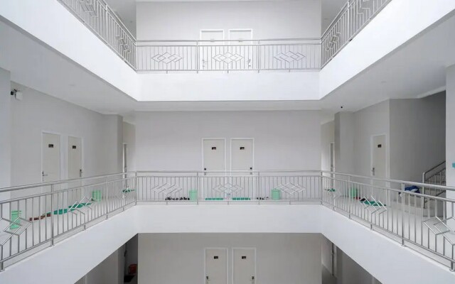 Urbanview Hotel Bari Syariah Palembang By RedDoorz