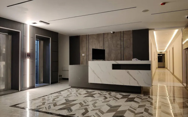 45m Luxury Room Royal View Near all Services