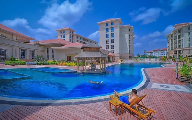 The Hotel Grand ACE