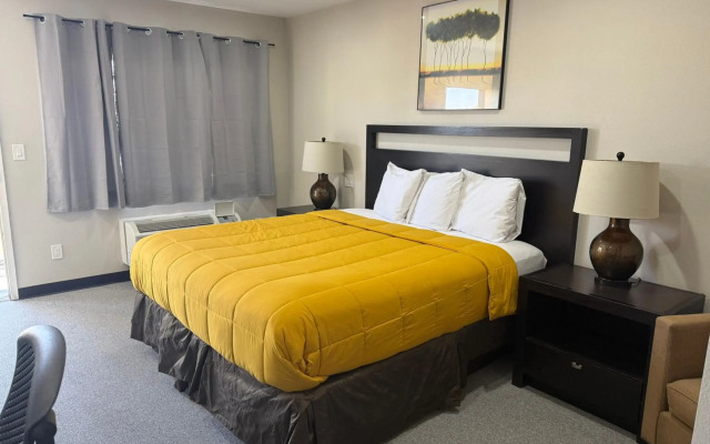 American Inn & Suites LAX