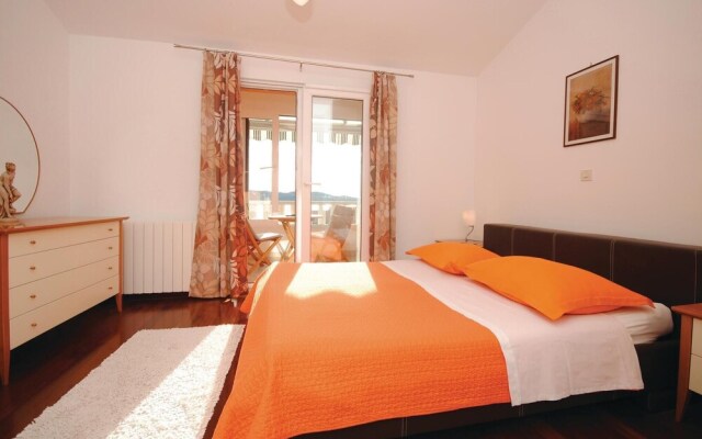 Awesome Home in Trogir With Wifi and 4 Bedrooms