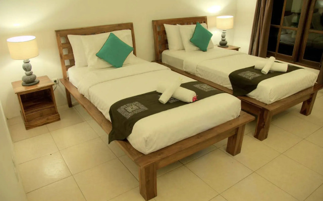 Tir Na Nog Hotel
