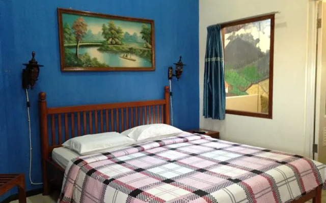 Enny's Guest House