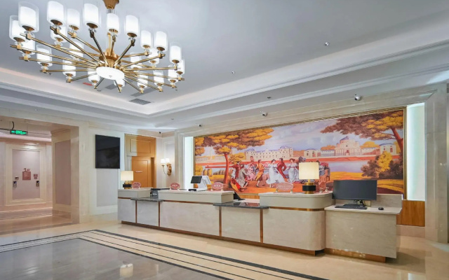 Vienna Hotel (Yecheng Zero Kilometer)