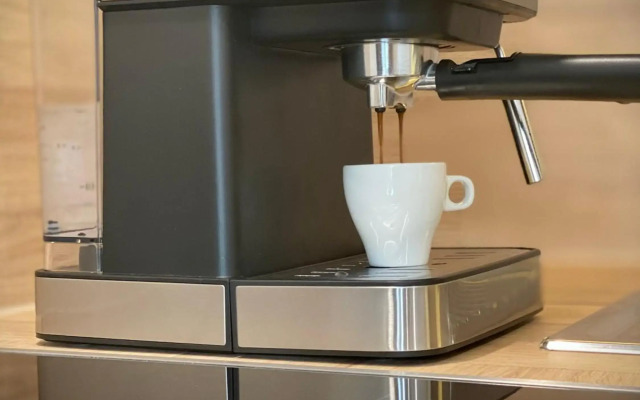 Stylish Top Centre Apartment for 4 guests