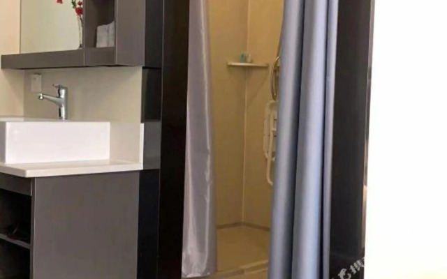 Shengquan Hot Spring Hotel