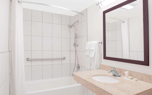 Super 8 by Wyndham Idabel