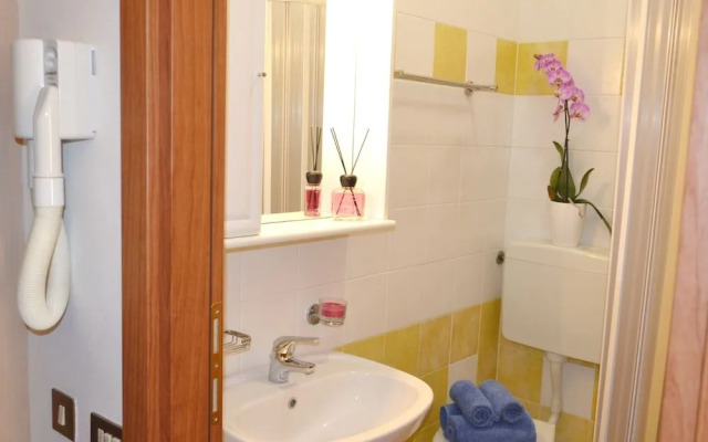 Elefantino Grey - FAMILY HOTEL