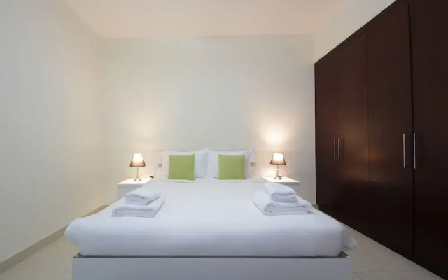 Signature Holiday Home-Masakin Al Furjan