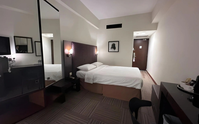 Strand Hotel (SG Clean Certified)