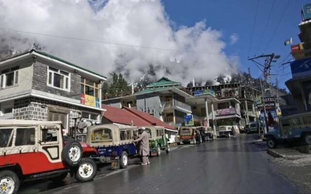 Royal Hotel Naran